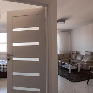 Apartament Sdh Comfortable Near Chopin Airport, Warszawa
