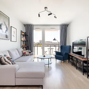 Apartament Owsiana 9 - Modern Designed With Balcony By Renters, Warszawa